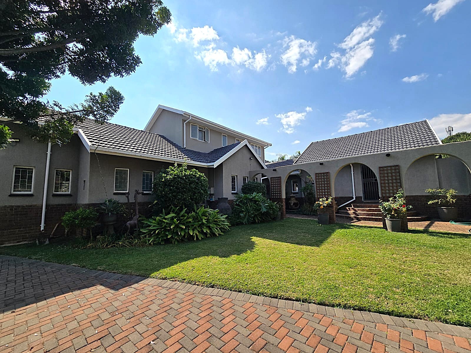 House For Sale in Magalieskruin, Pretoria