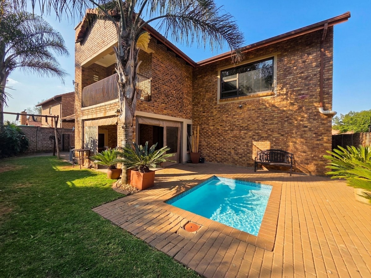 Cluster in Security Estate - 3 Bedroom / 2 Bathroom