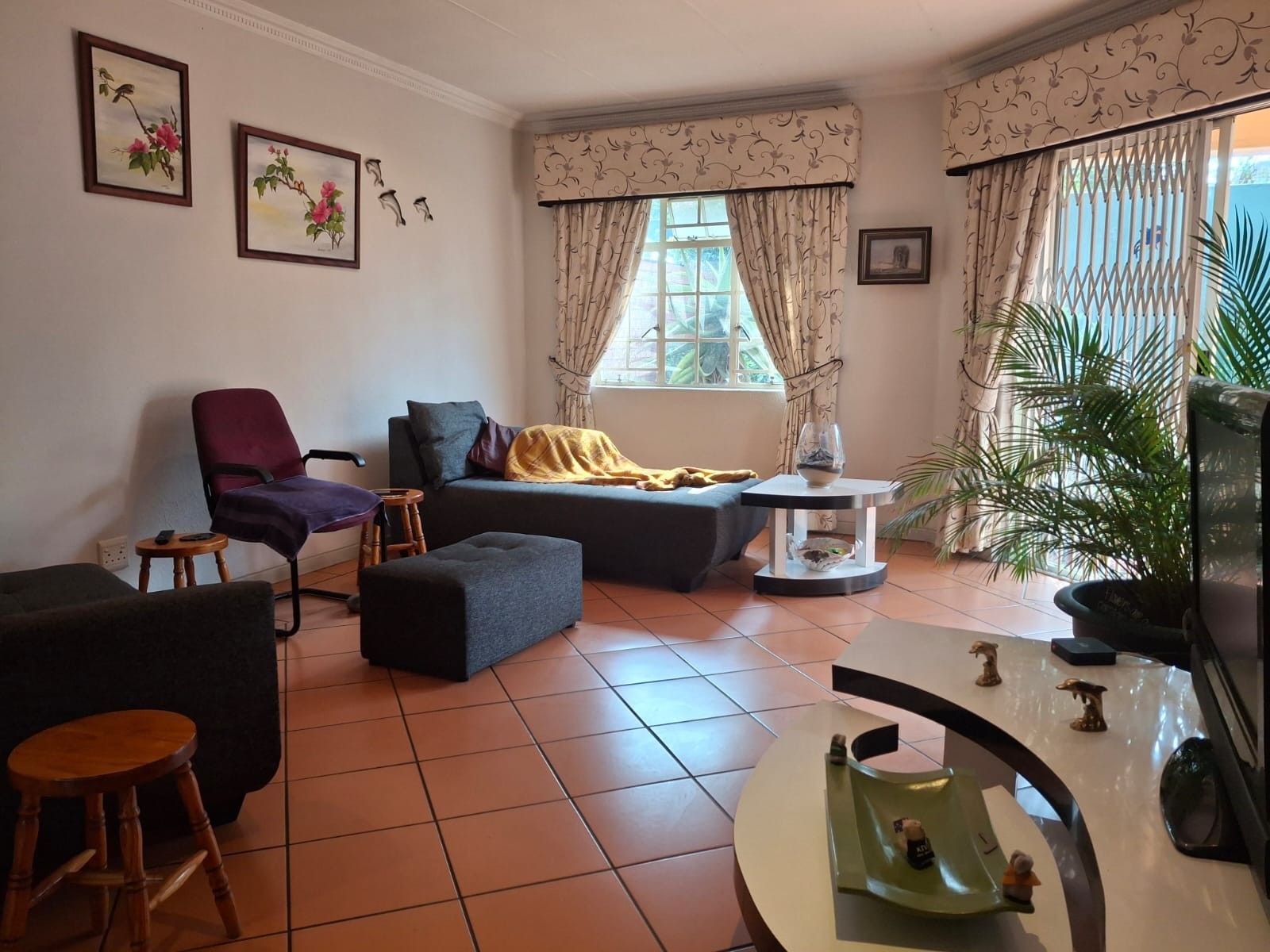 Townhouse for Sale in South Crest, Alberton