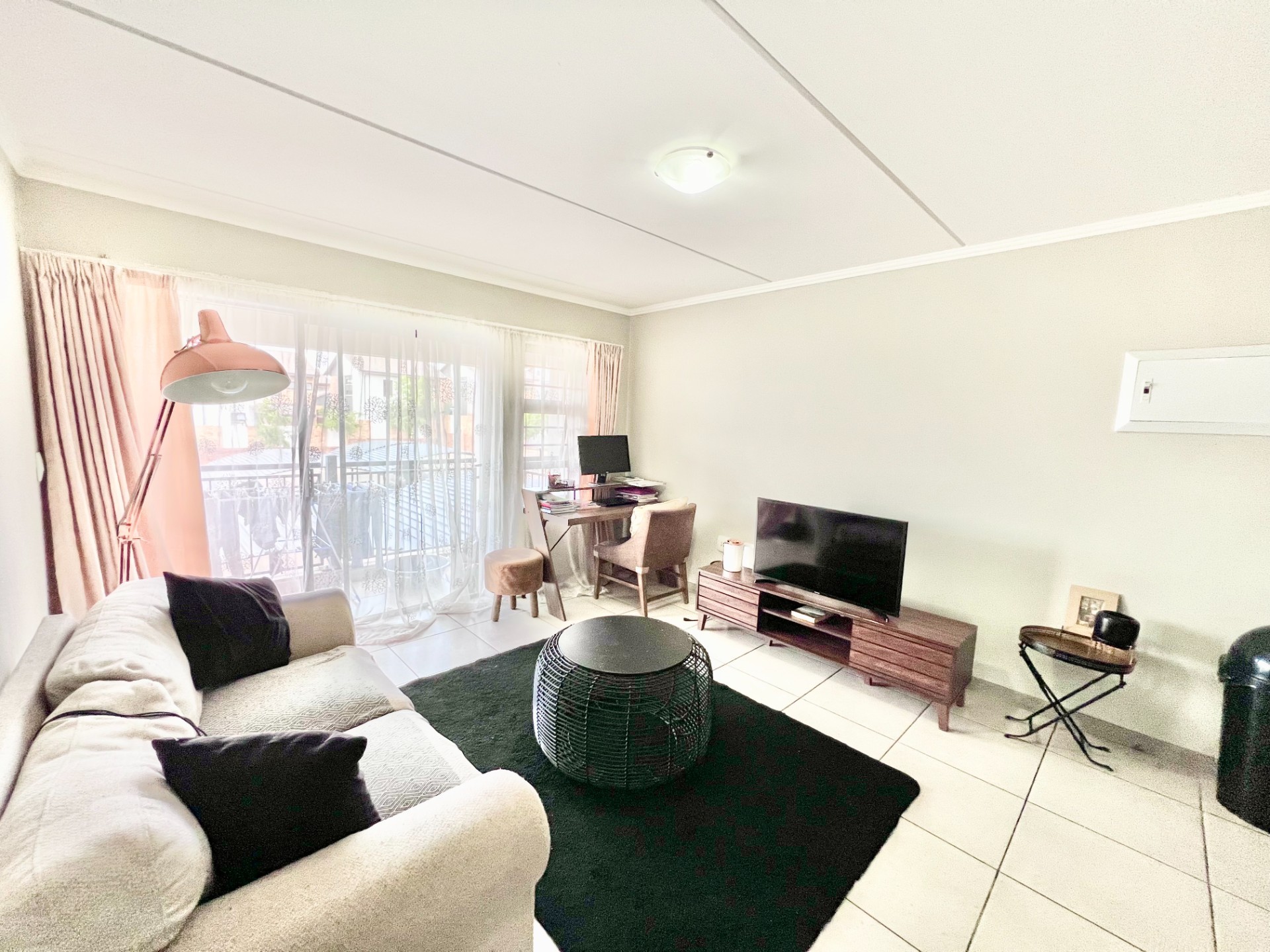 Apartment To Rent in Amberfield, Centurion