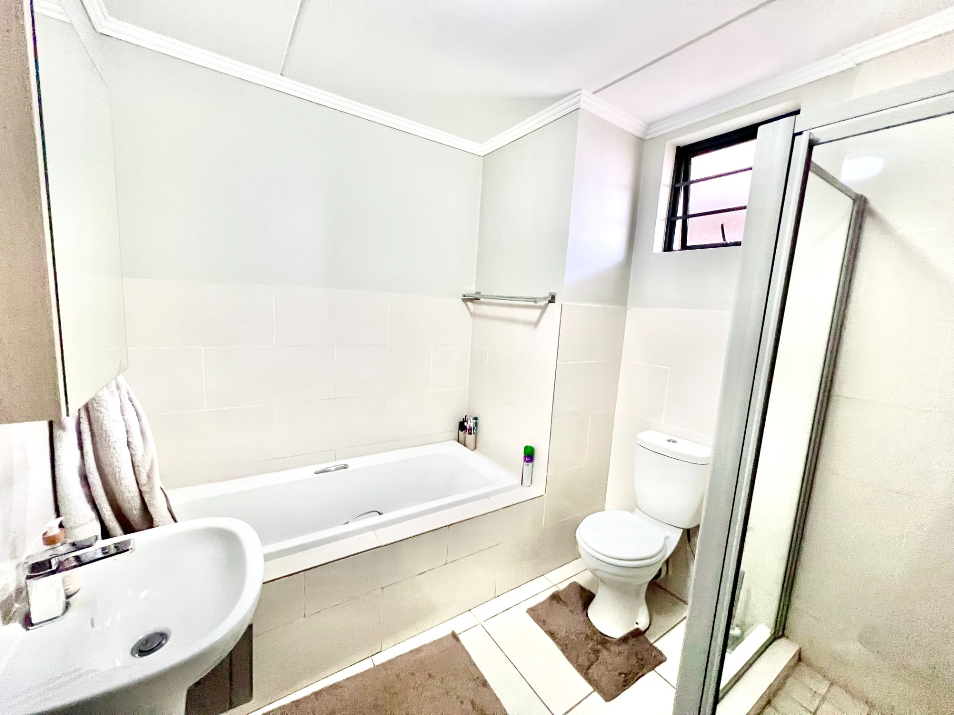 Apartment To Rent in Amberfield, Centurion