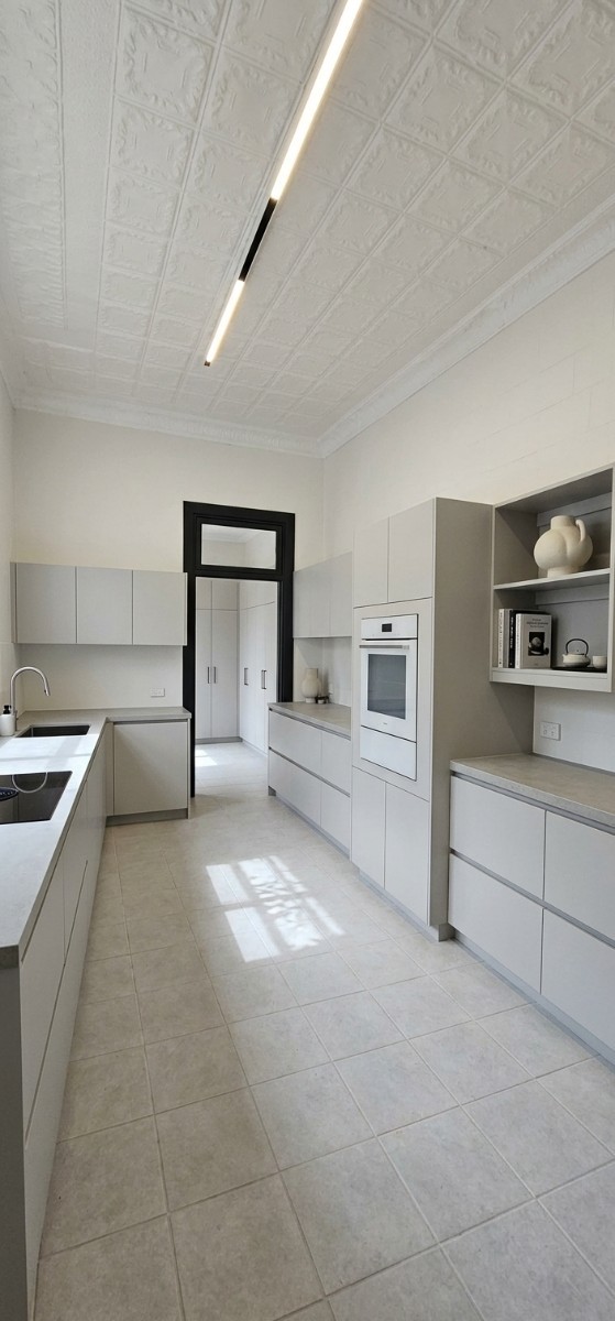 Room to Rent in a Communal House in highly sought after Melville, Johannesburg
