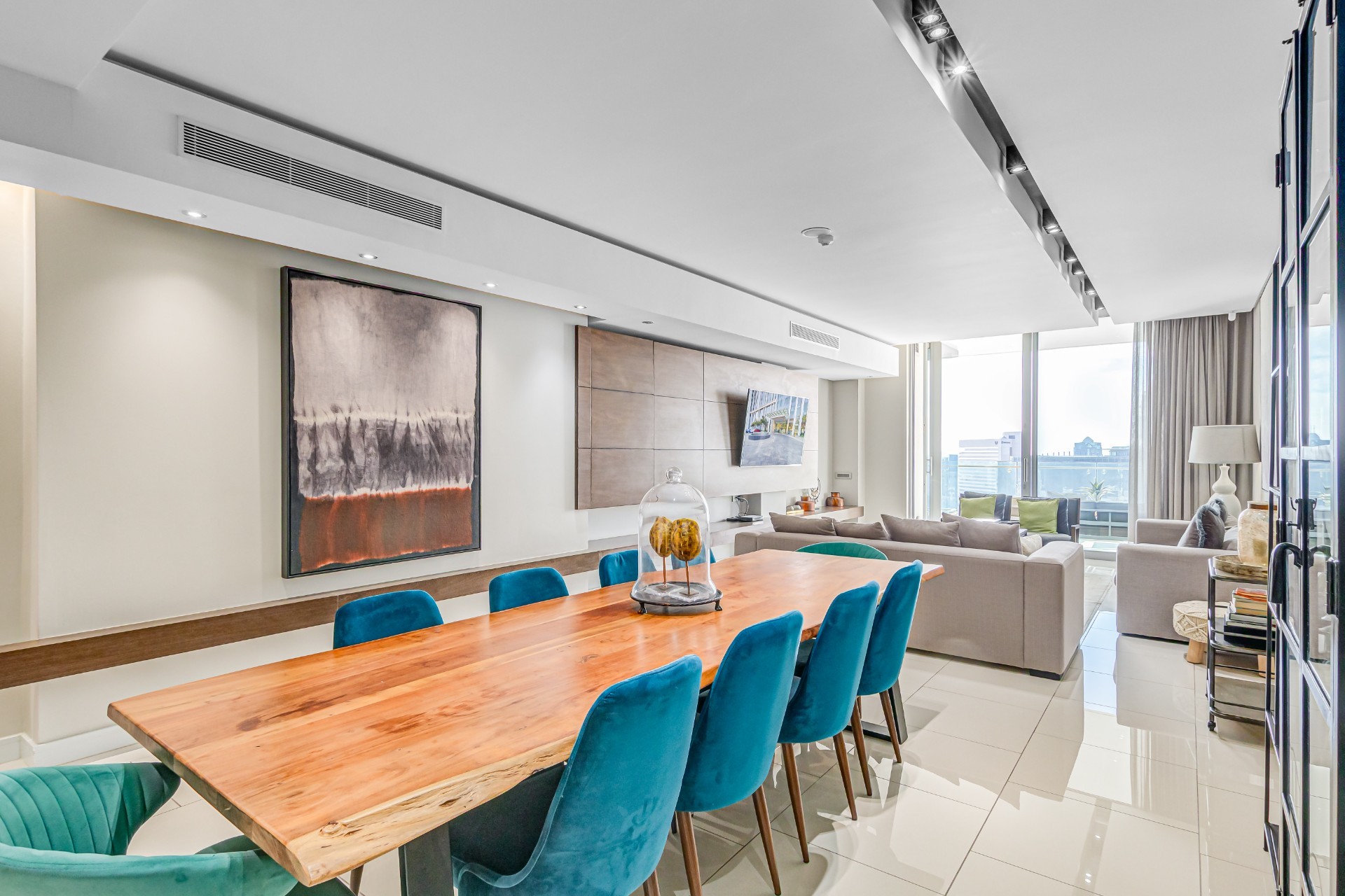 Impeccably Furnished 3-Bedroom Penthouse in the Prestigious Embassy Towers