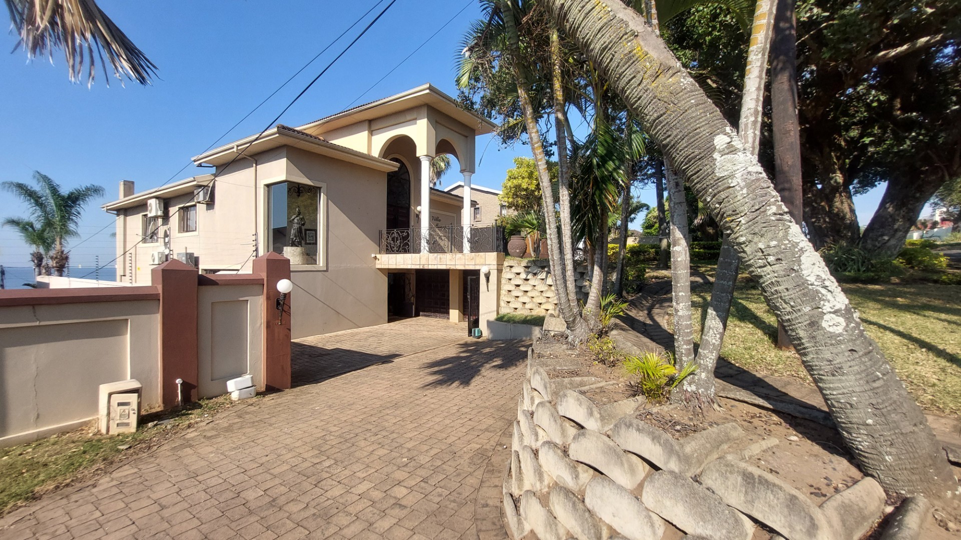 Beautiful House For Sale In Uvongo, Kwa-Zulu Natal