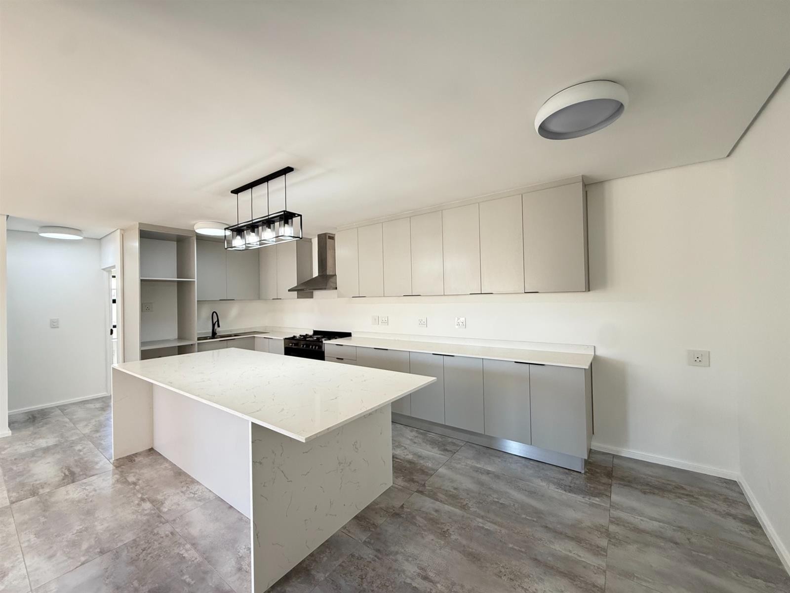 3 Bedroom House To Rent in Edgemead