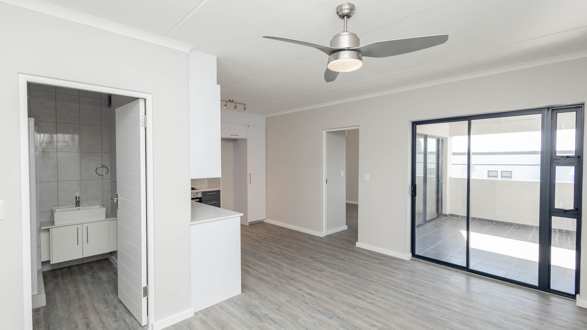 Apartment To Rent in Table View, Blouberg
