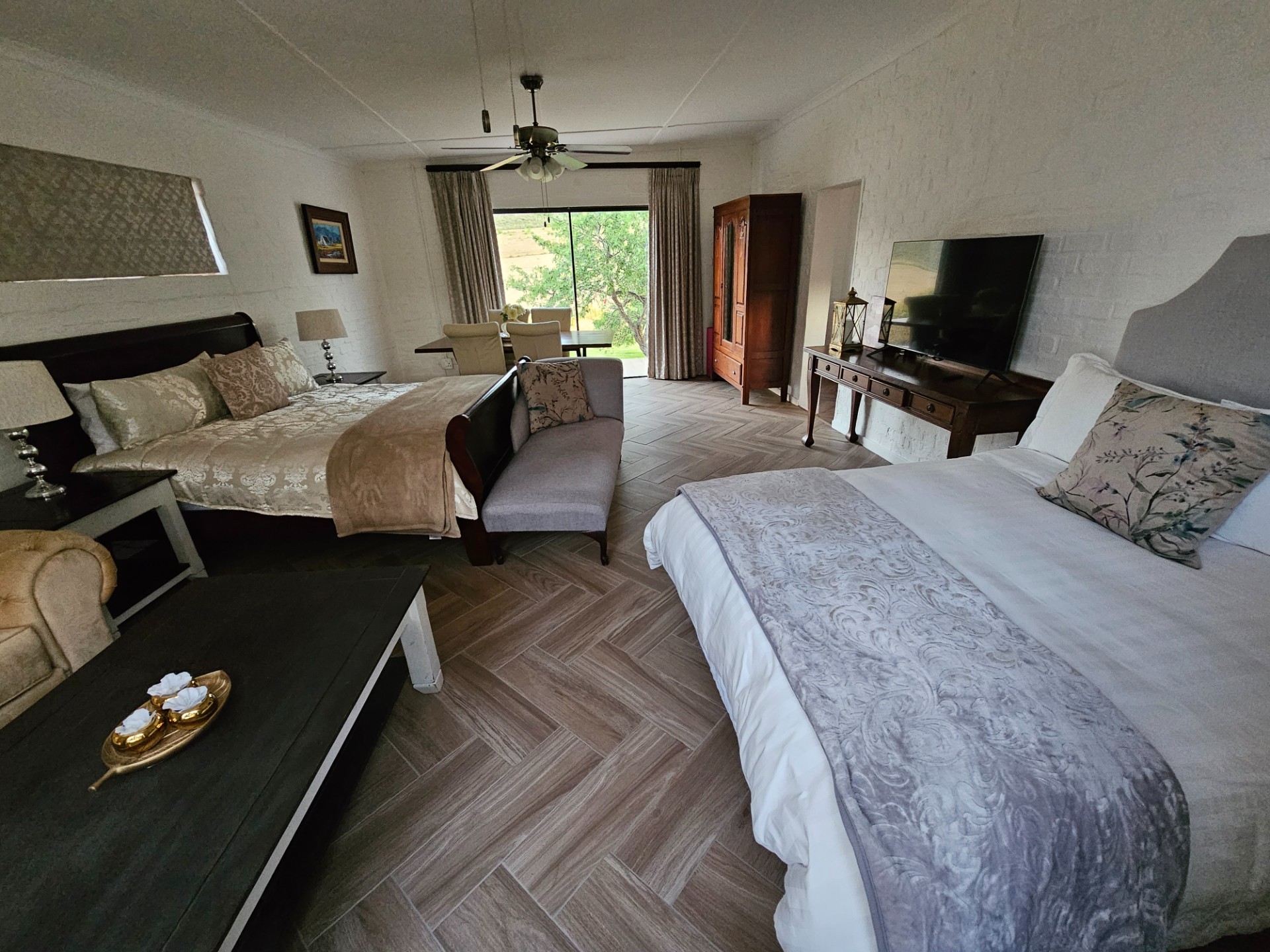 Fully Furnished Bachelor Flat on a Secure Lifestyle Farm