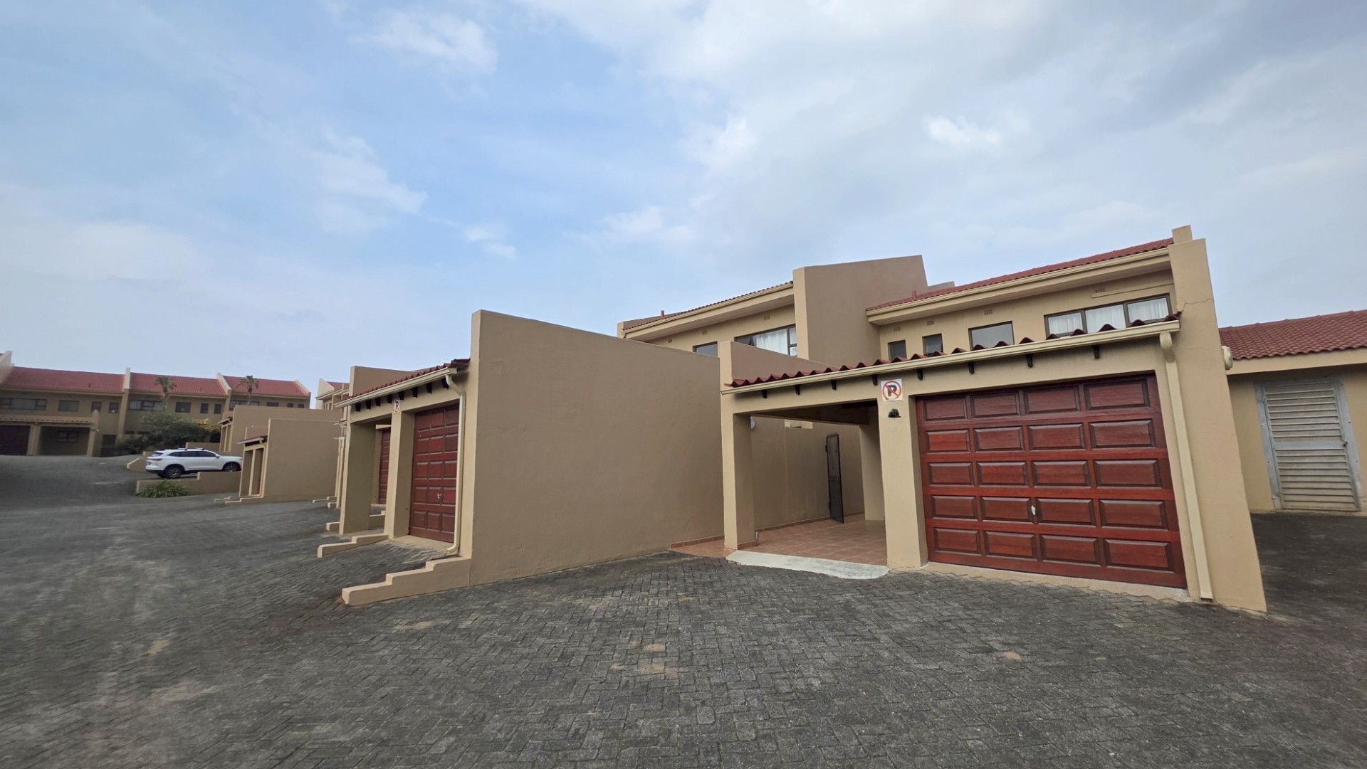 Beautiful Beachfront Duplex For Sale in Shelly Beach, KwaZulu Natal