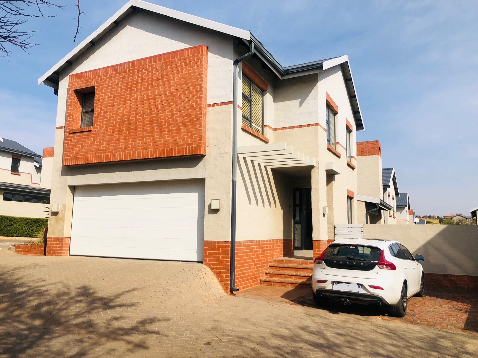 Duplex To Rent in The Hills Game Reserve Estate, Pretoria