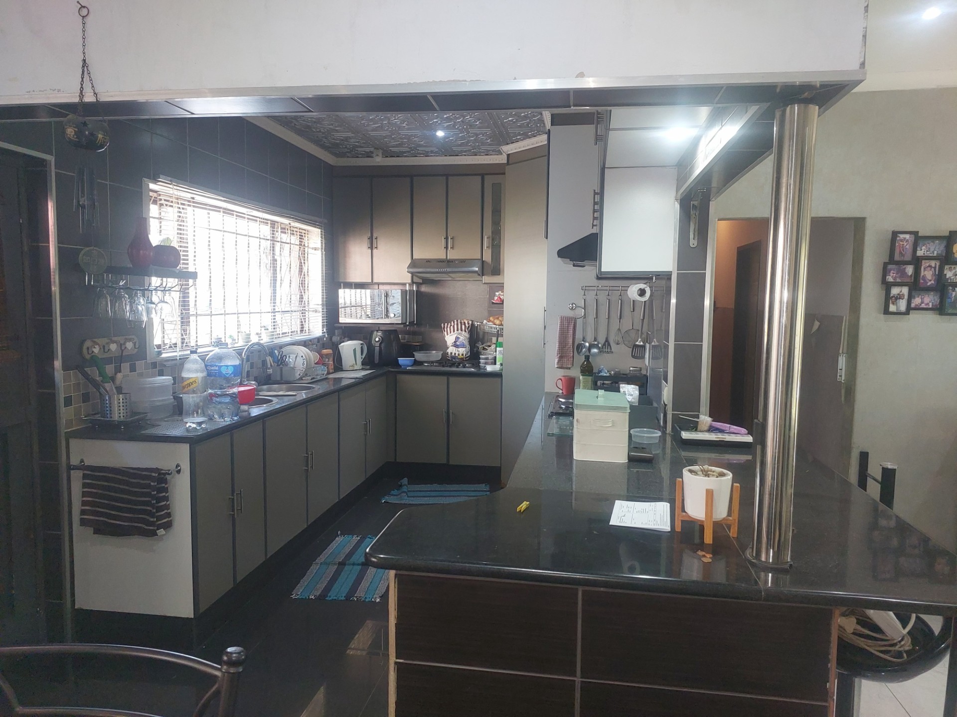 3 Bedroom House For Sale In Pinetown with Huge Land