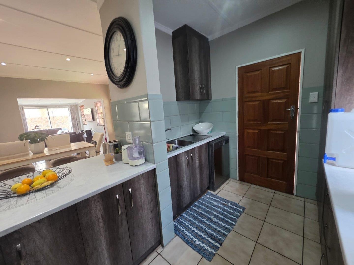 Welcome to Your Secure Move-in Ready Oasis in Carters Glen, Kimberley