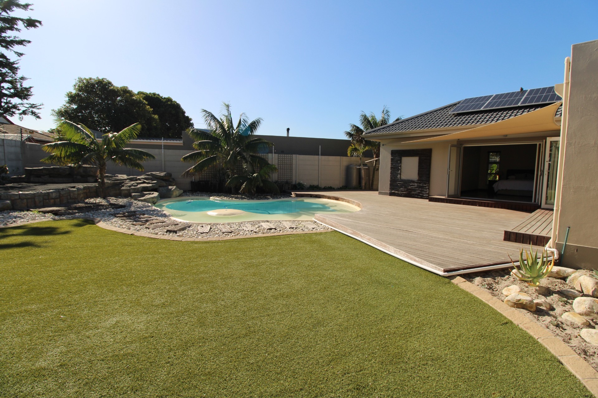 Immaculate Luxury Family Villa