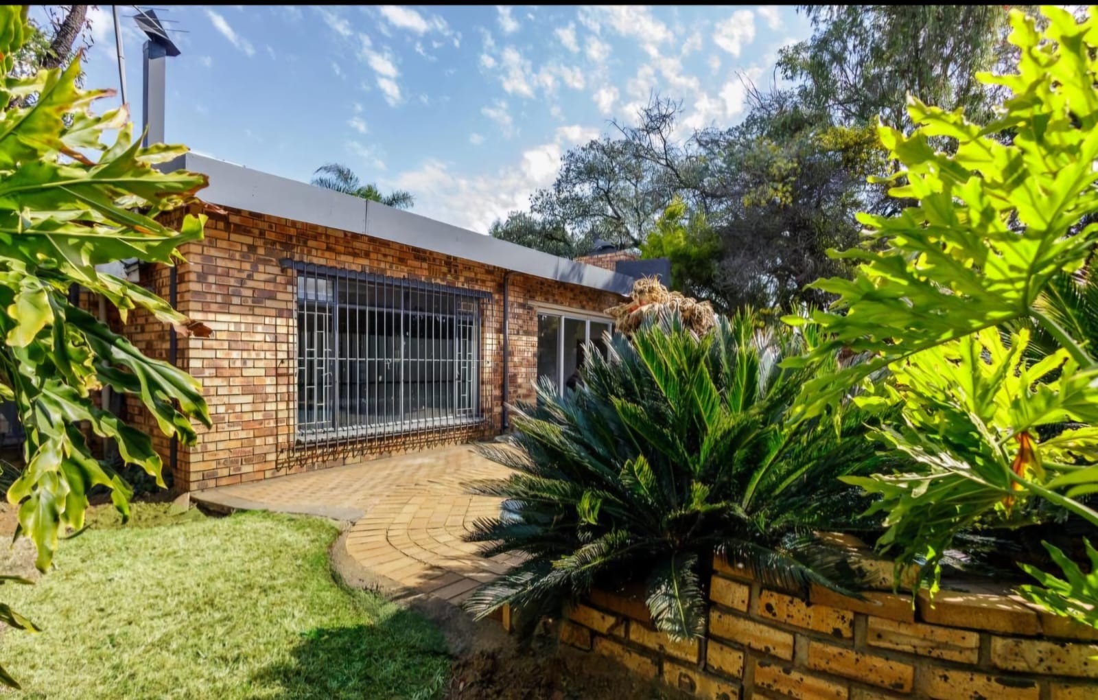 Stunning Family Home in Sunward Park