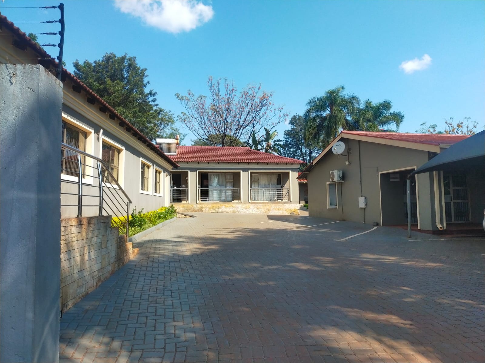 Room for rent in Sibasa, Thohoyandou, 2100 m²