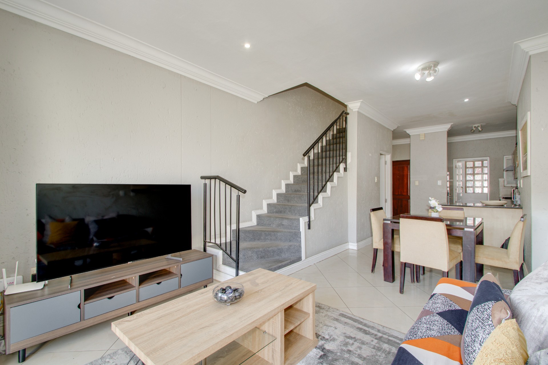 Apartment For Sale in Morningside, Sandton