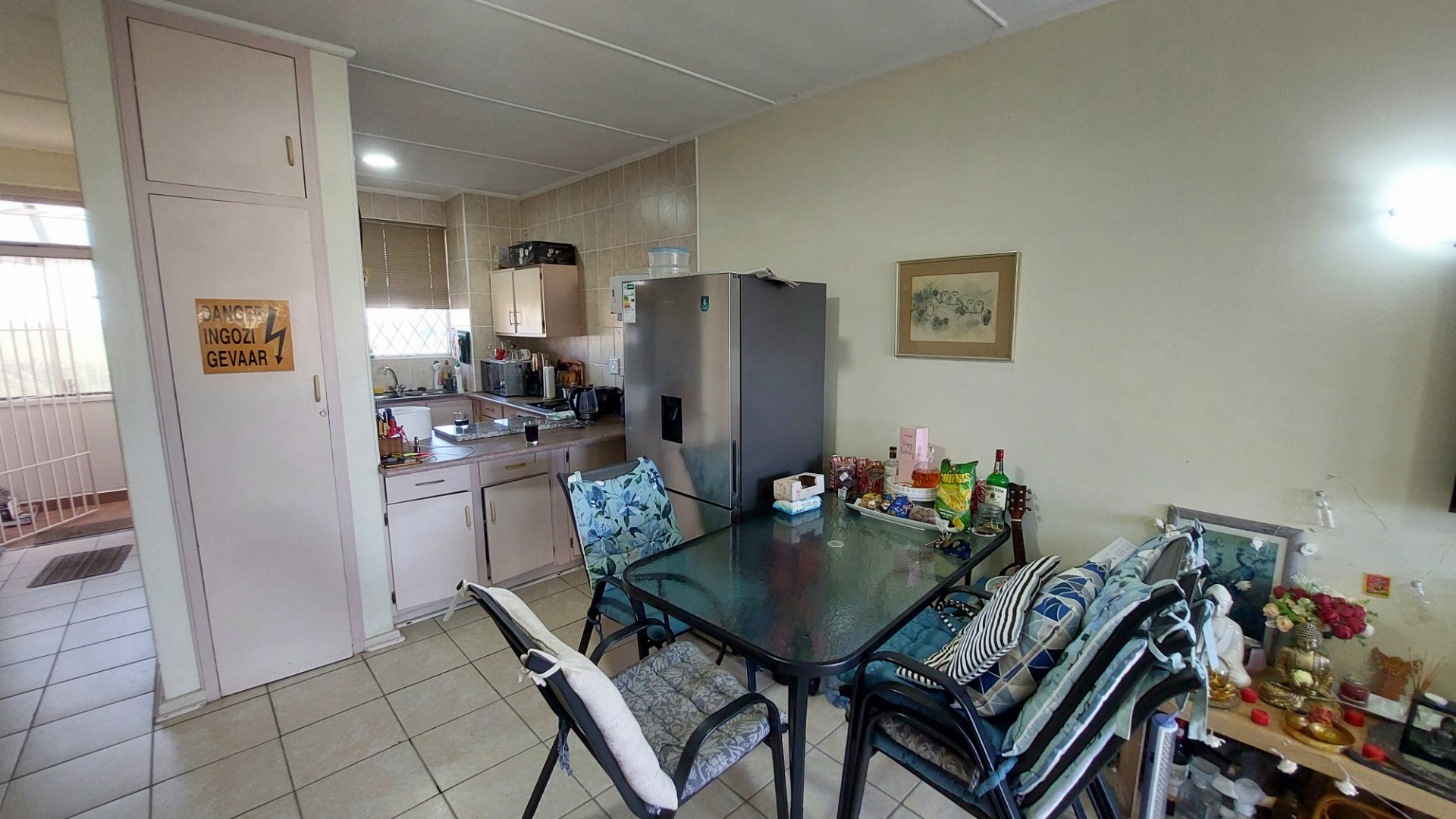 Coastal Comfort and Sea Views Near Stunning Beaches