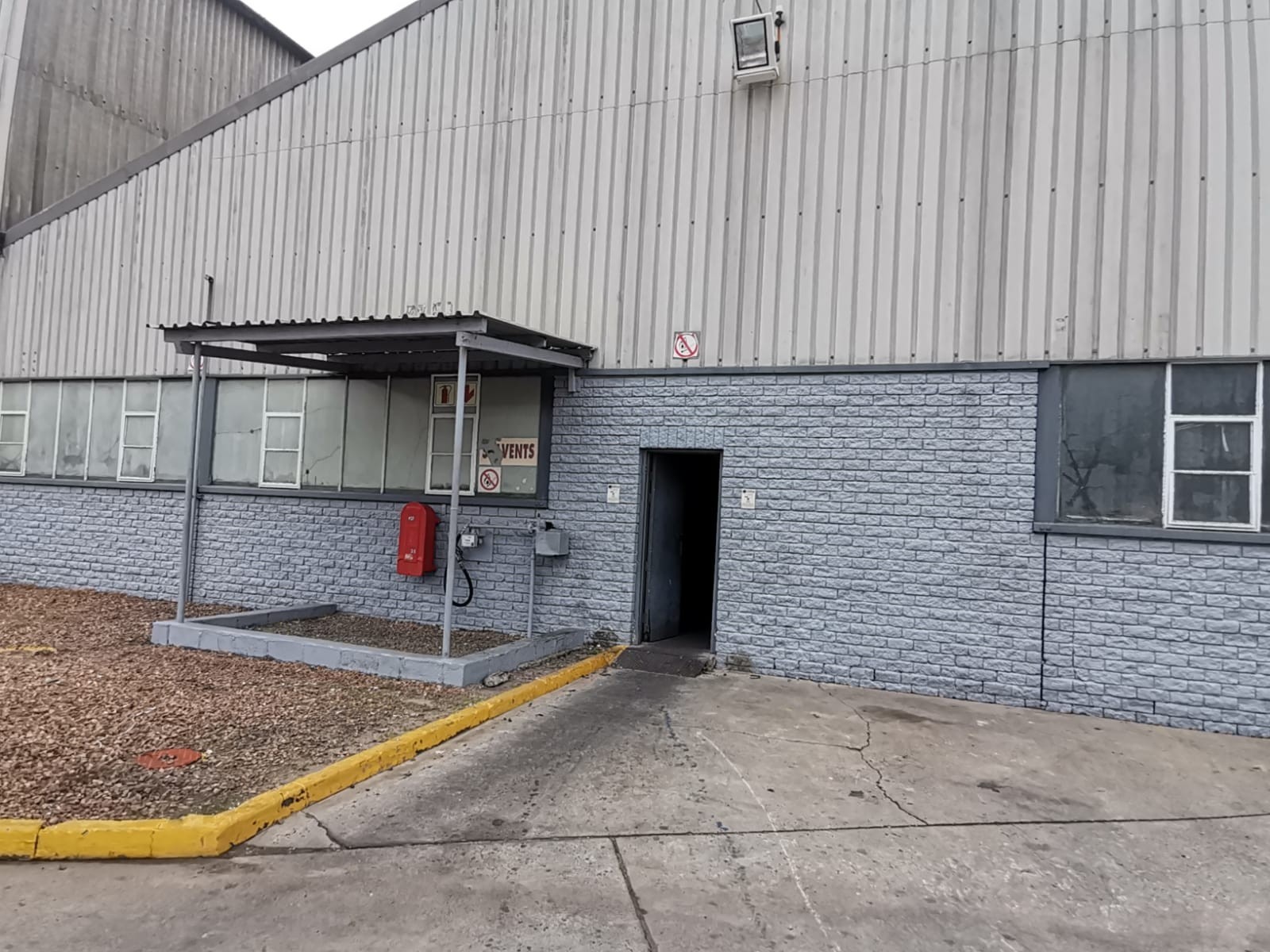 Industrial Warehouse to Let in Dal Josafat, Paarl