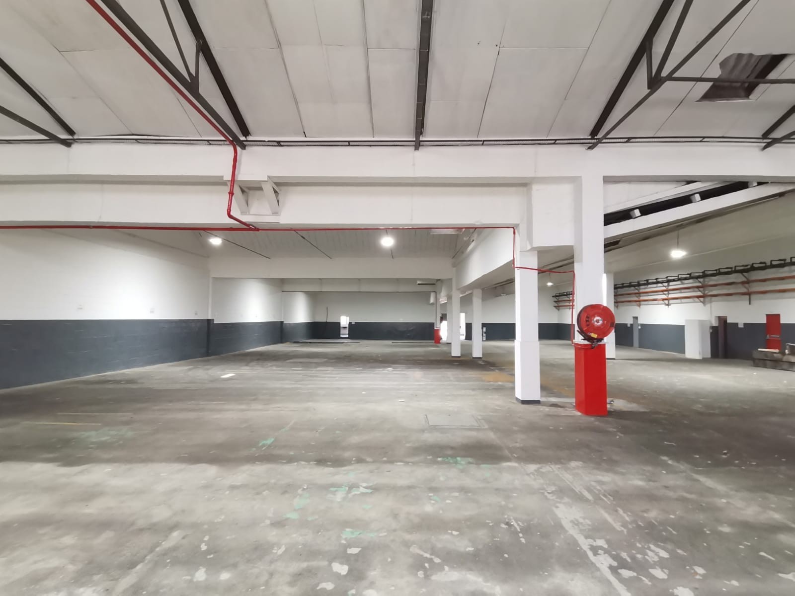 Industrial Warehouse To Let in Dal Josafat, Paarl