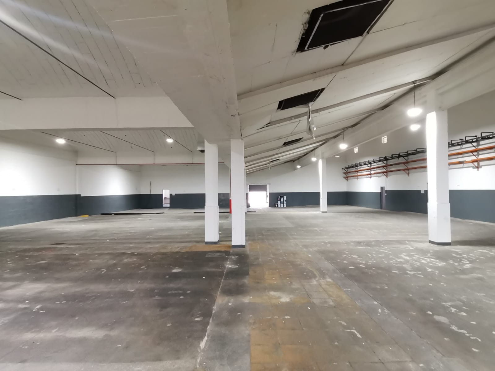 Industrial Warehouse To Let in Dal Josafat, Paarl