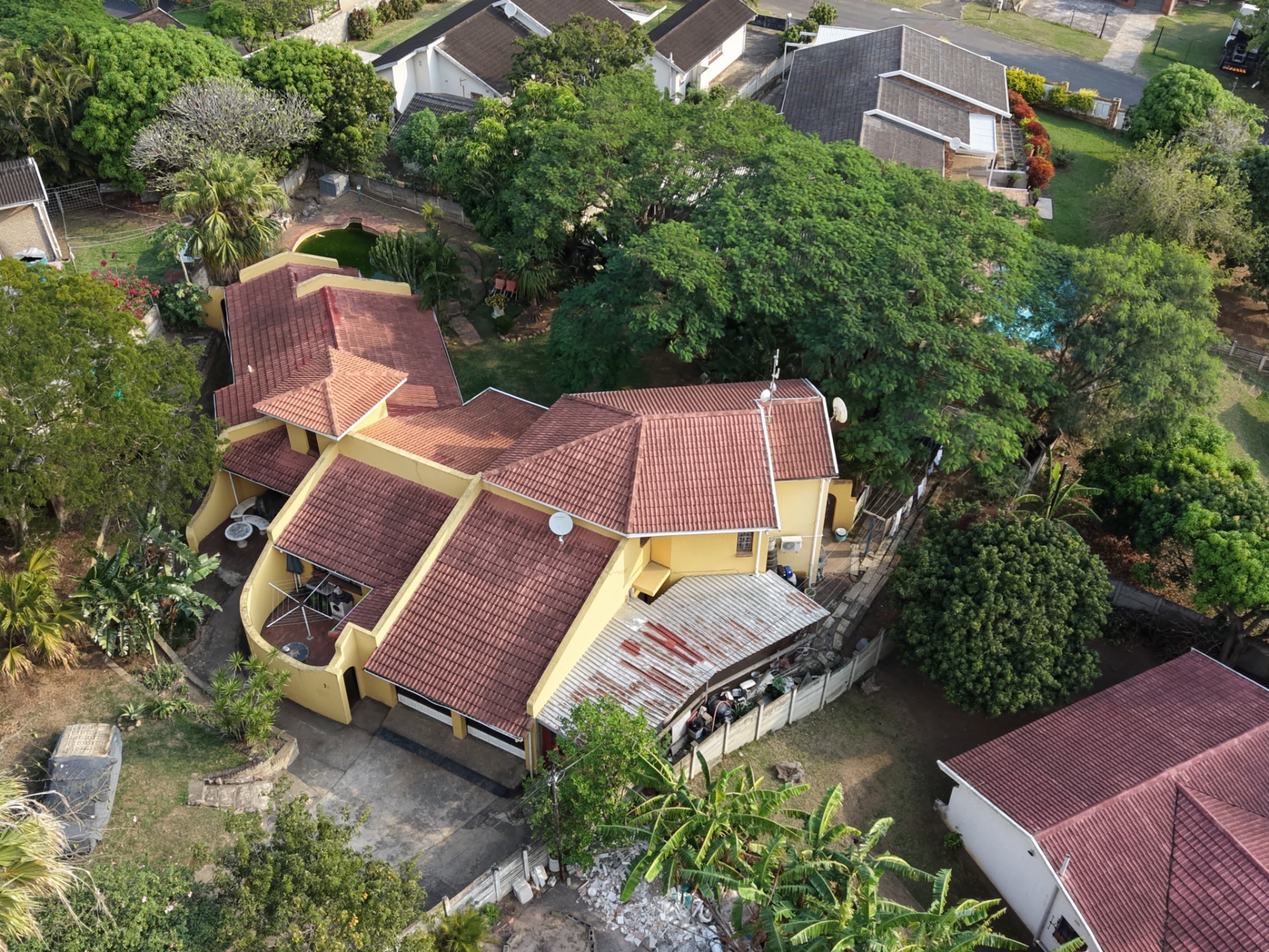 Elegant Multi-Level Family Home in a Peaceful Cul-de-Sac