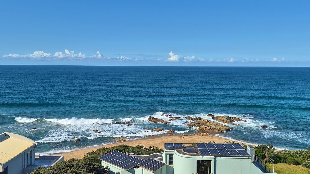 SPECTACULAR SEA VIEWS FROM EVERY ROOM OF THIS HOUSE....