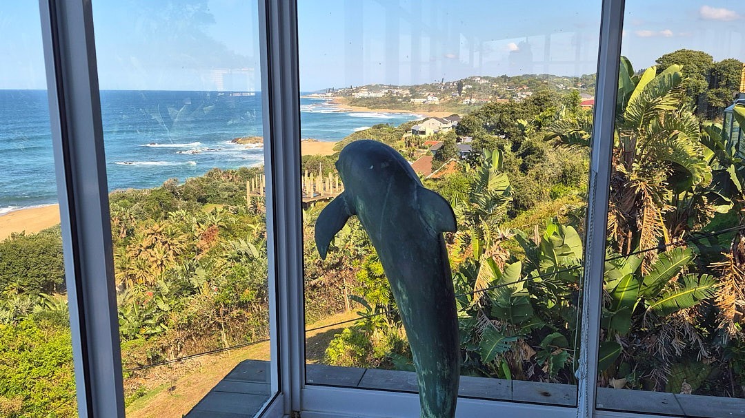 SPECTACULAR SEA VIEWS FROM EVERY ROOM OF THIS HOUSE....