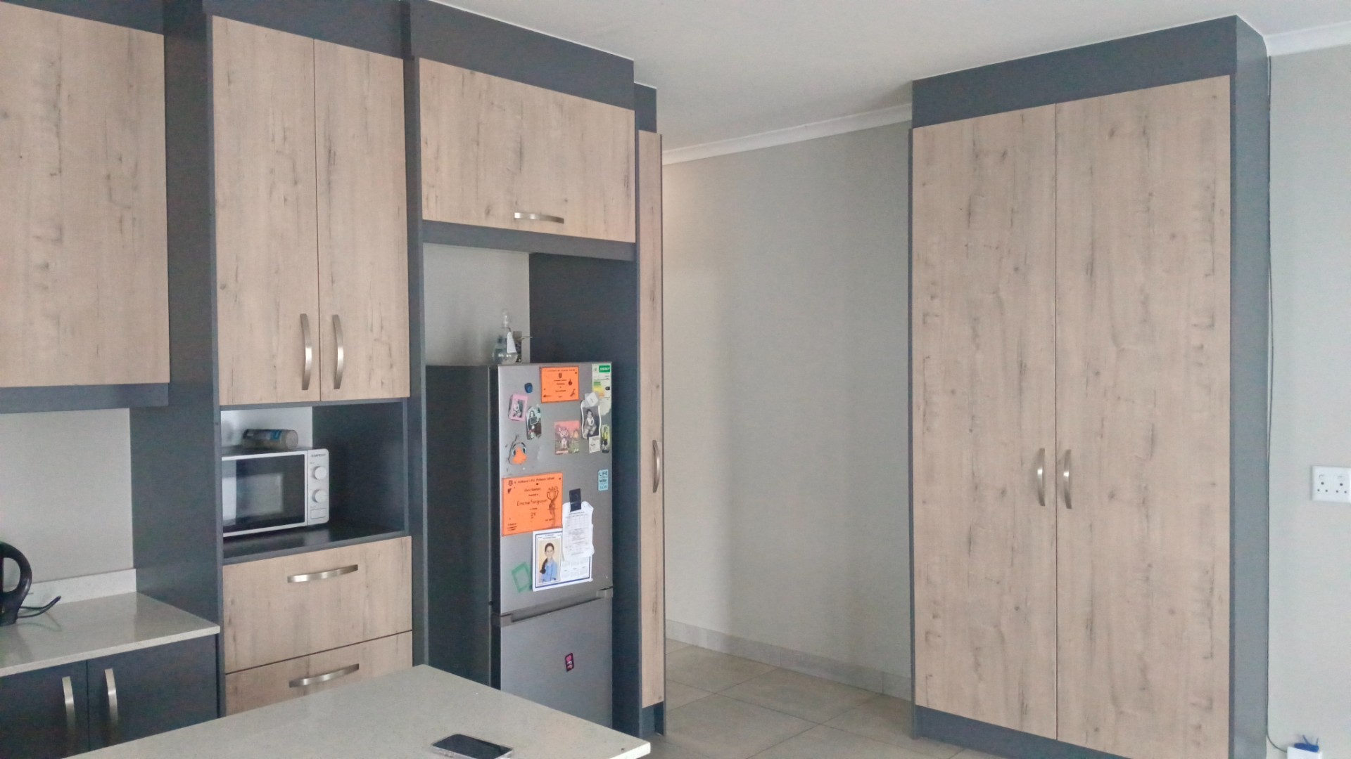 Stunning Property FOR SALE in GRASSY PARK - R1 949 000 , 00 (neg.)