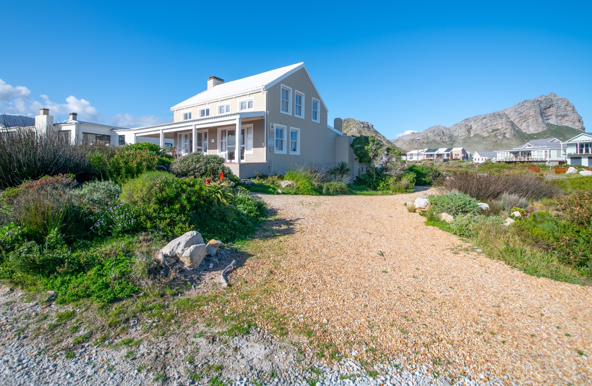 House For Sale in Pringle Bay