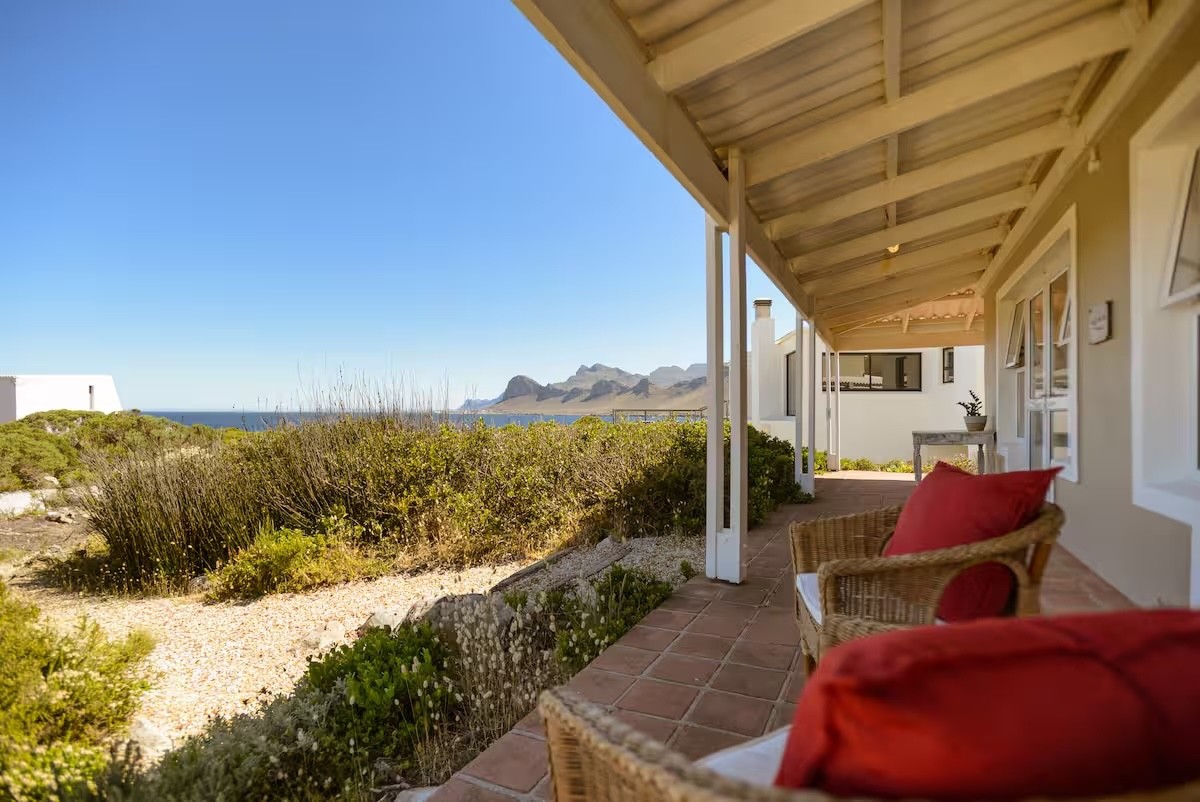 House For Sale in Pringle Bay