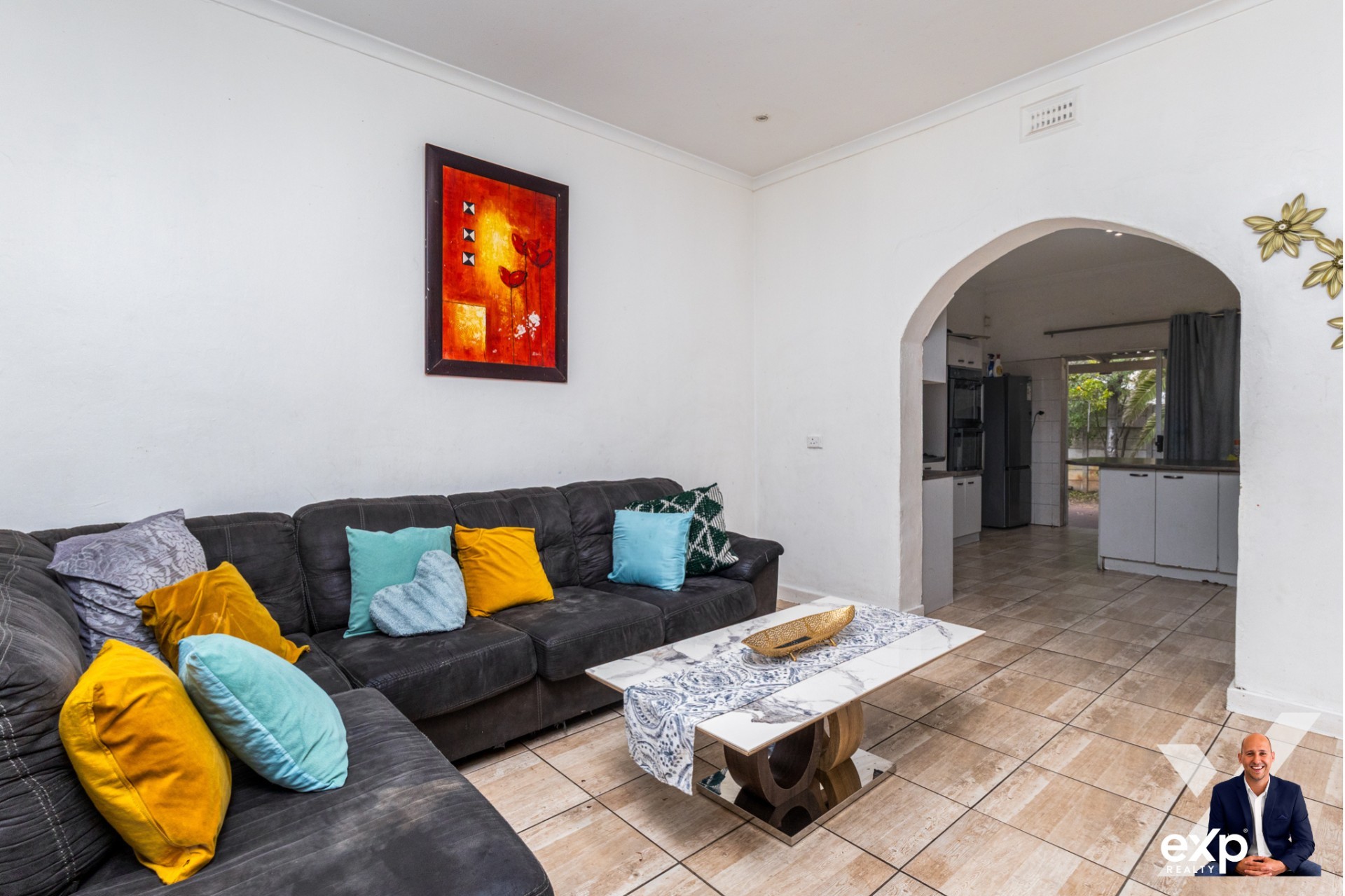Versatile Property with Income-Generating Potential