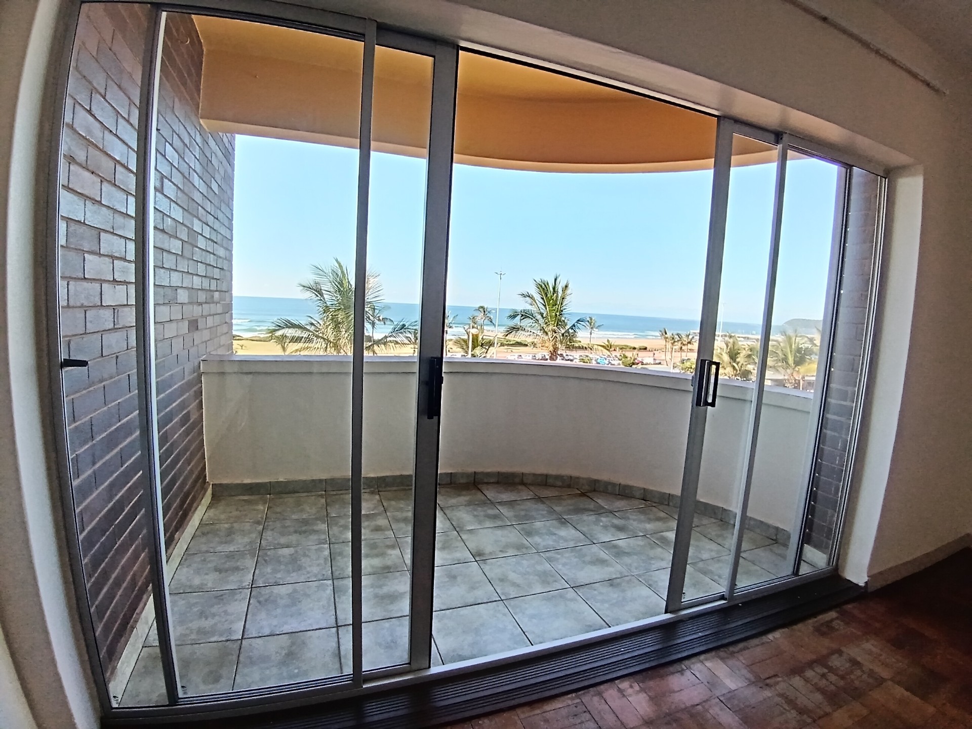 Immaculate 2 Bedroom, 2 Bathroom Apartment To Rent in North Beach