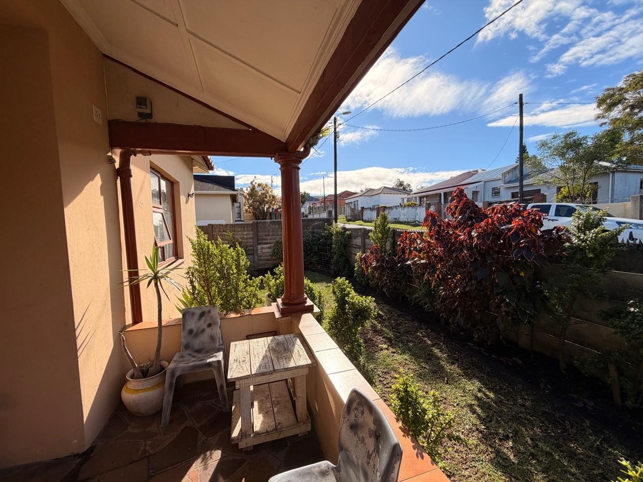 Investor's Dream on a Large 1,011m² Erf with Multiple Income Opportunities