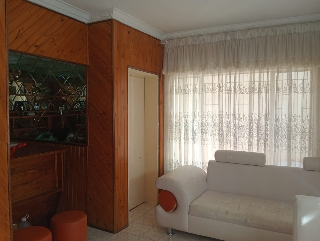 House For Sale in Diepkloof Ext, Diepkloof