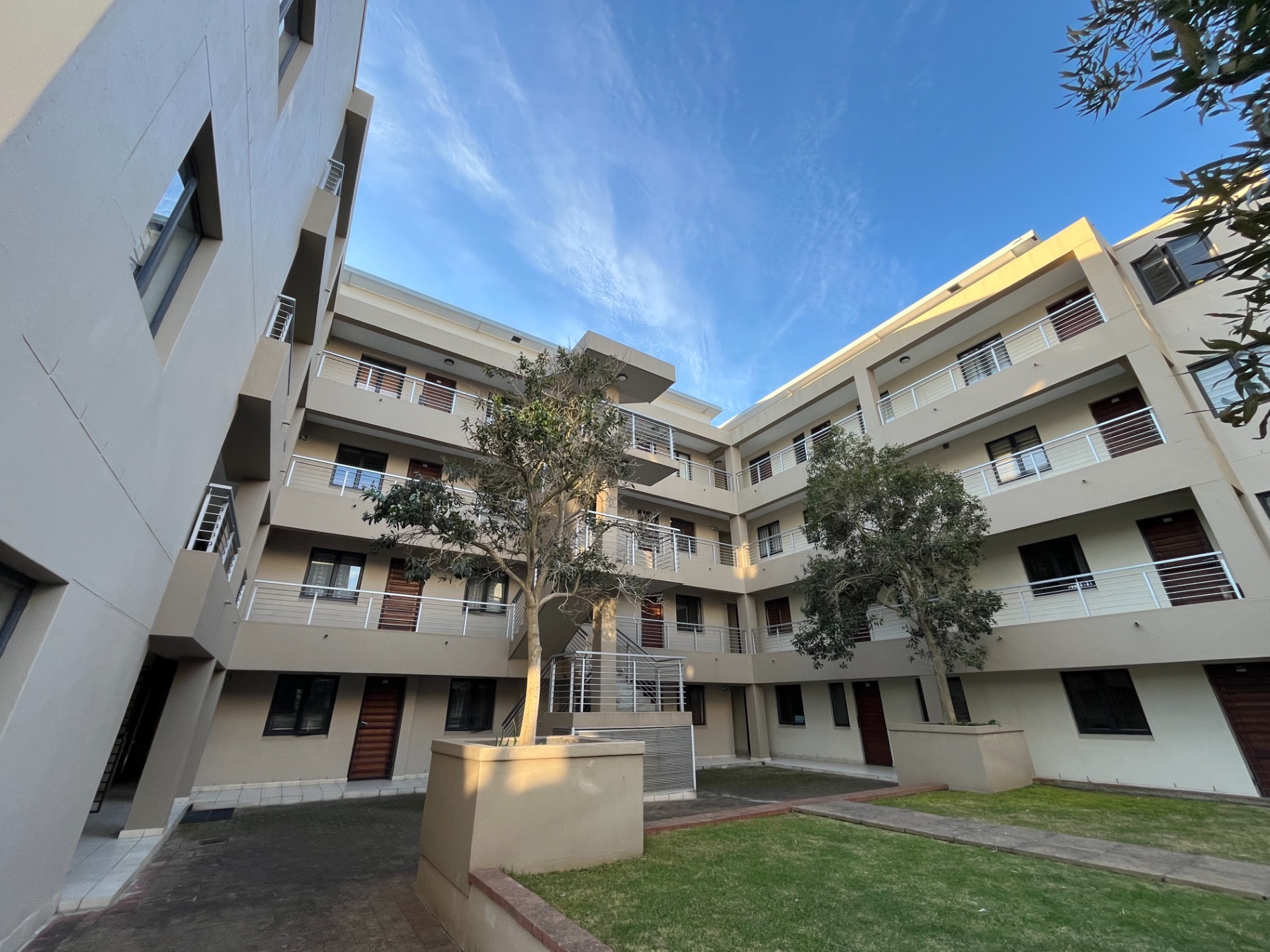 Apartment For Sale in Stellenbosch Central, Stellenbosch
