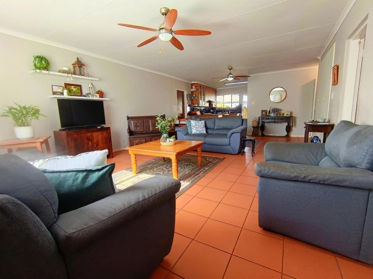 Solar-Powered 3 Bedroom Townhouse with Study, Pool and Private Garden in Moreleta Park
