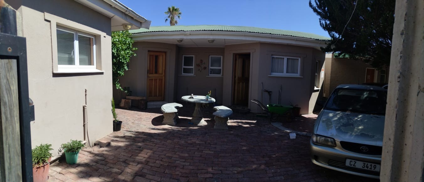 House For Sale in Beaufort West