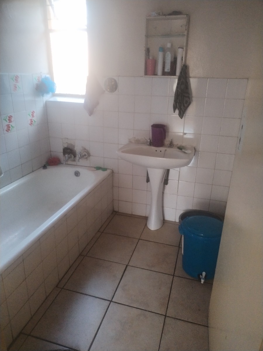 House For Sale in Sunnyridge, Newcastle, KwaZulu Natal