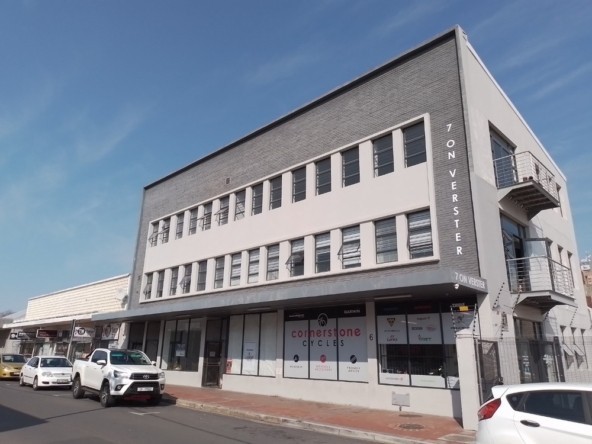 Retail Space to Let in Paarl Central