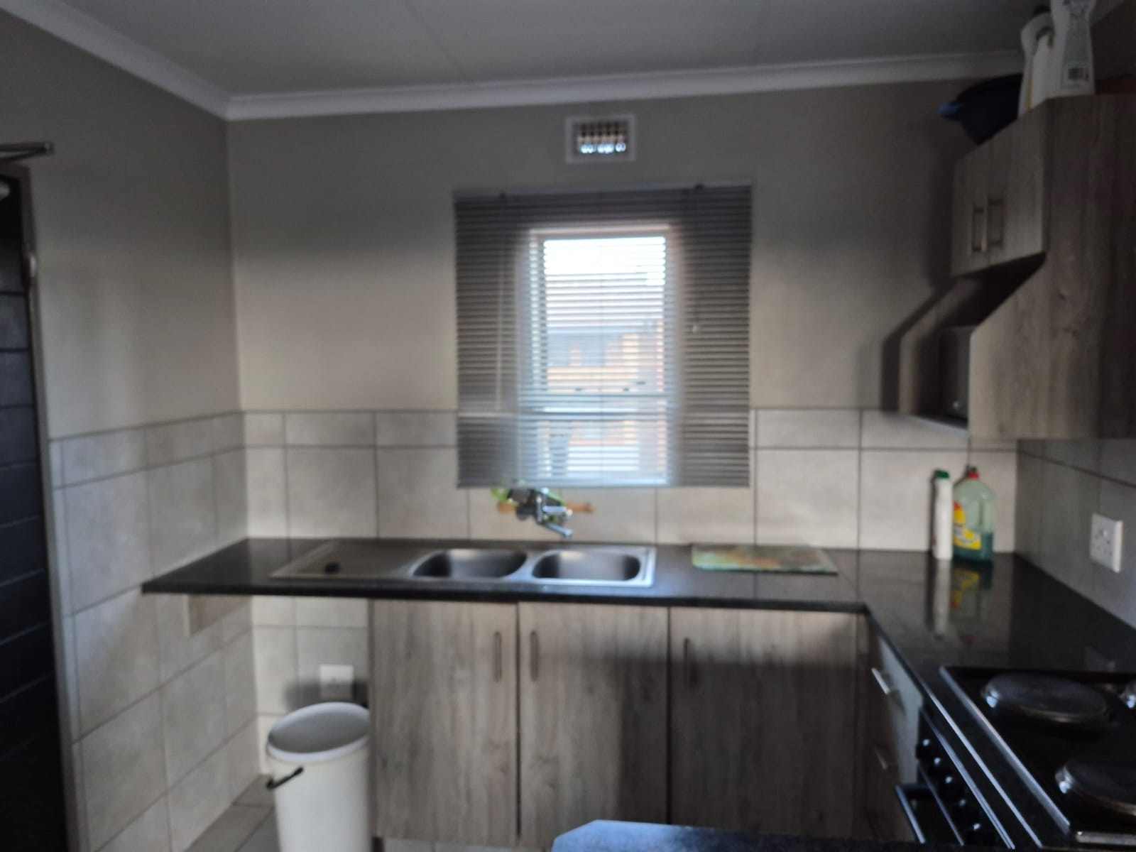 Modern 2-Bedroom Apartment For Sale in Heuweloord