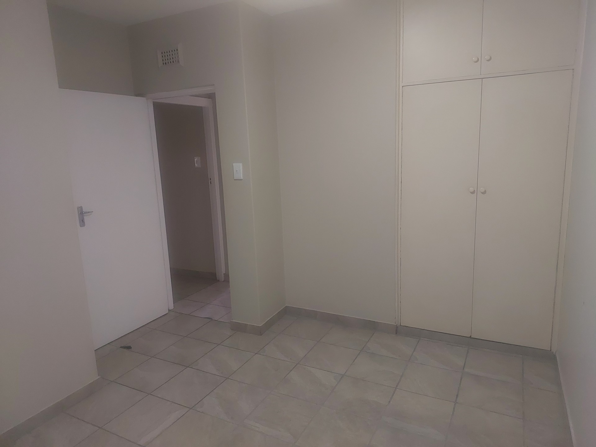 2 BEDROOM TOWNHOUSE FOR SALE