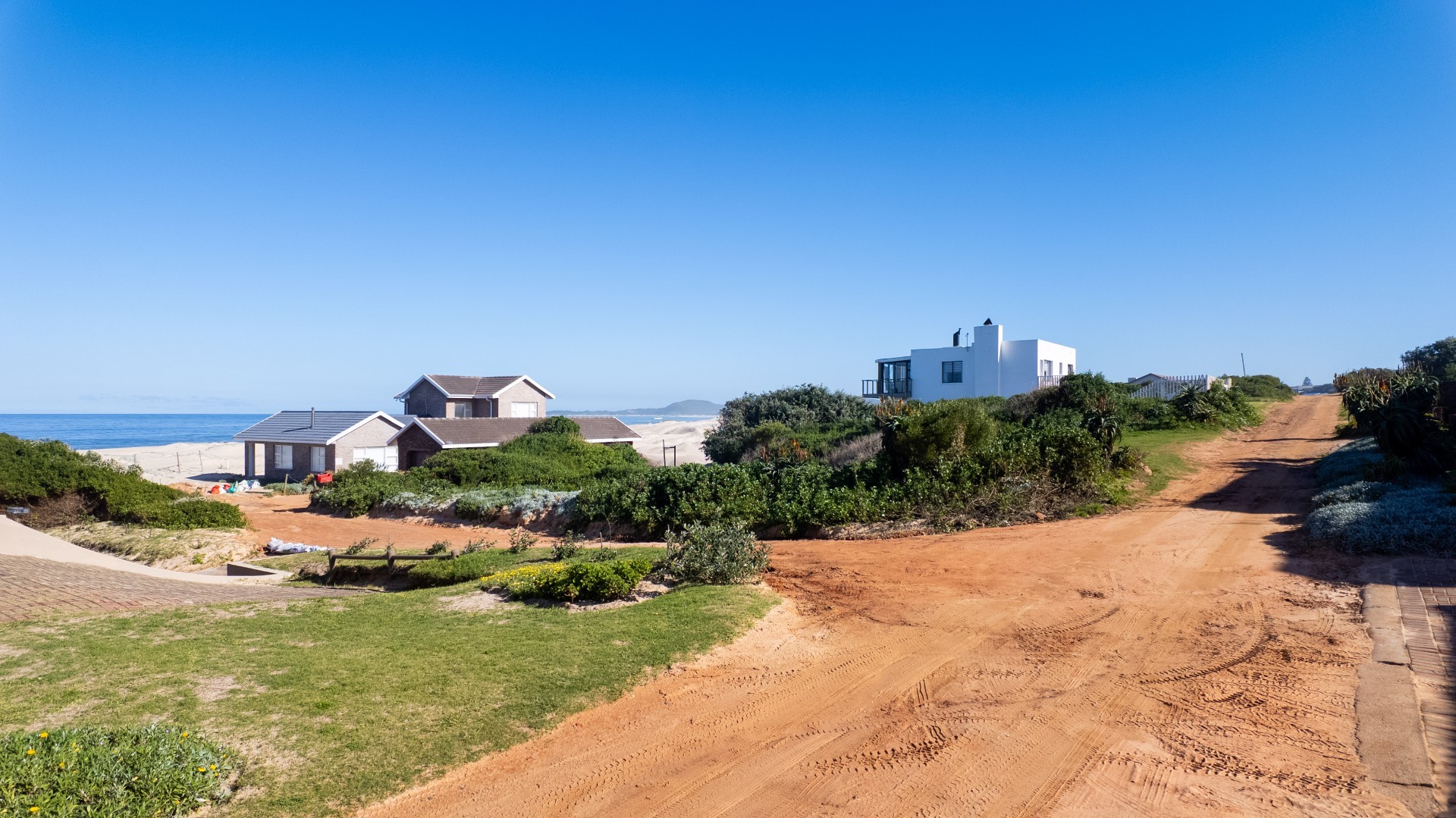 Prime Sea-view stands For Sale in Oyster Bay