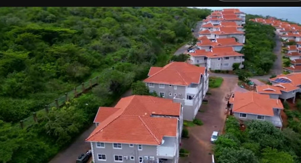 Townhouse For Sale in La Mercy, KwaZulu Natal