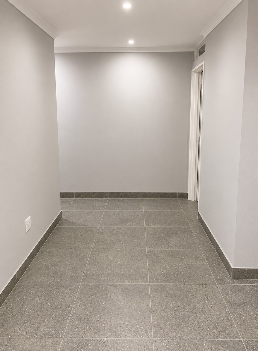 Modern, 2Bedroom Home in a Secure Complex Grassy Park