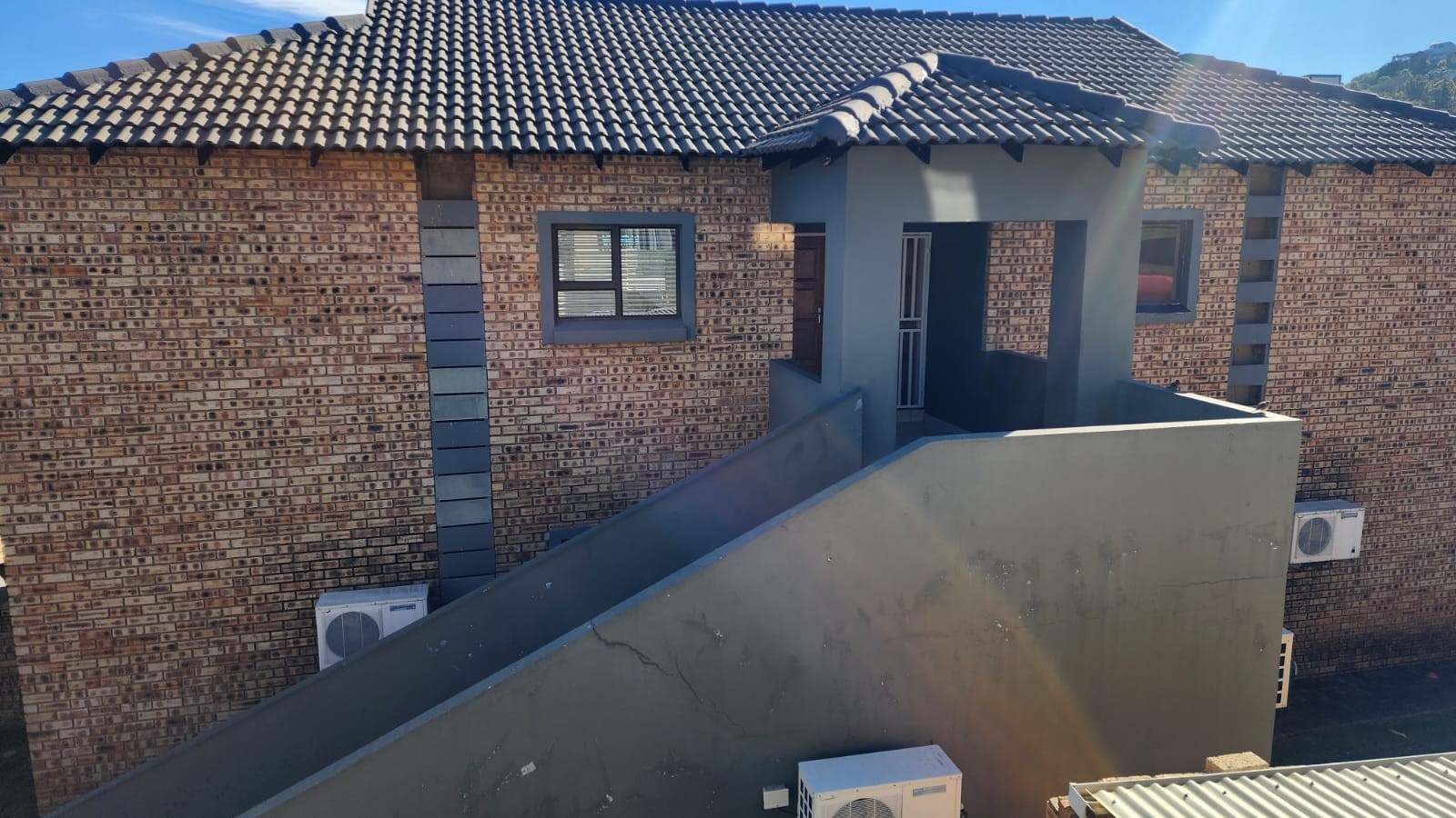 Modern, Stylish and Move In Ready Apartment with Built In Braai