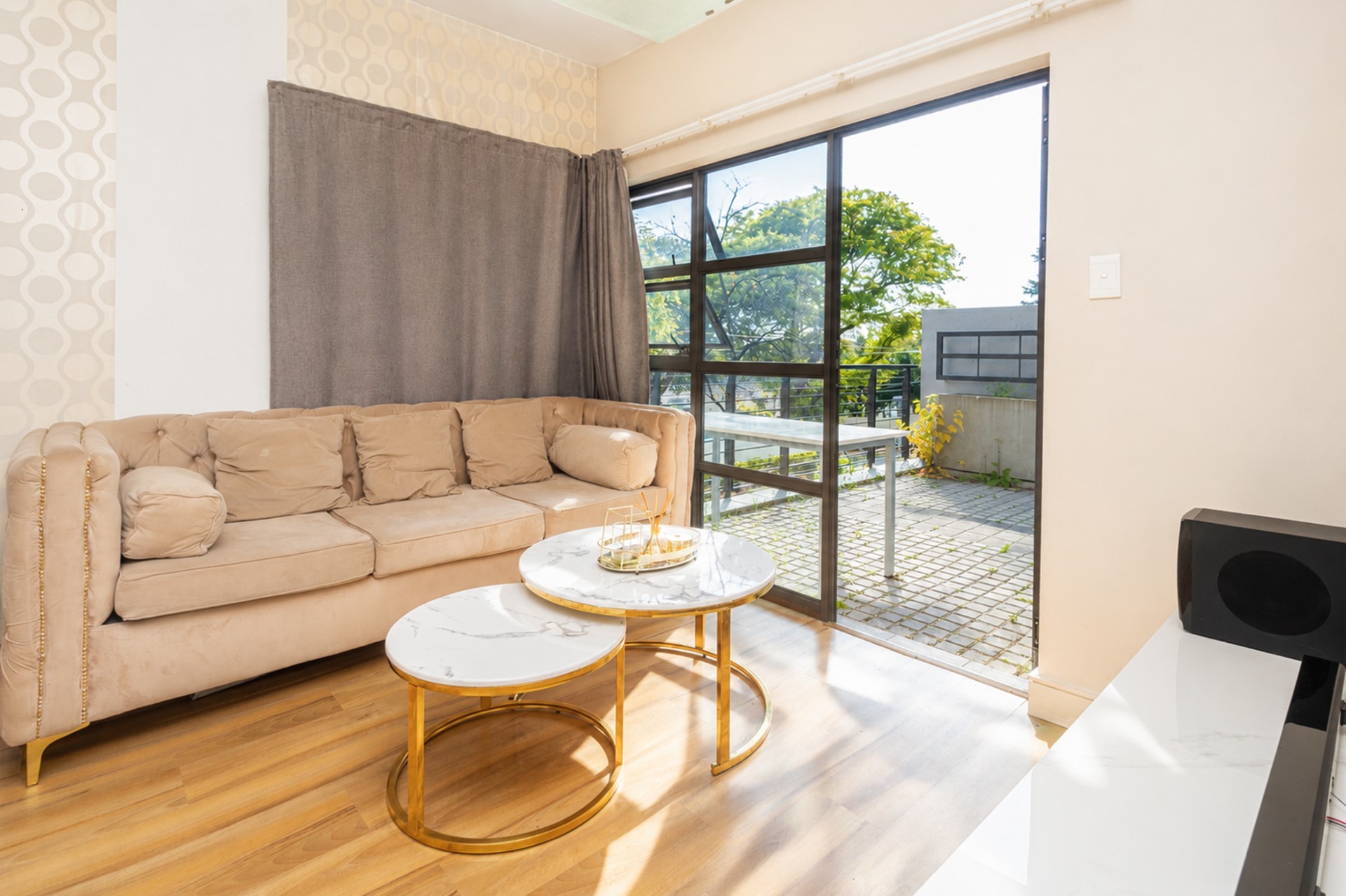 Corner Ground Floor Apartment, Bnb Friendly Investment Opportunity in Rivonia