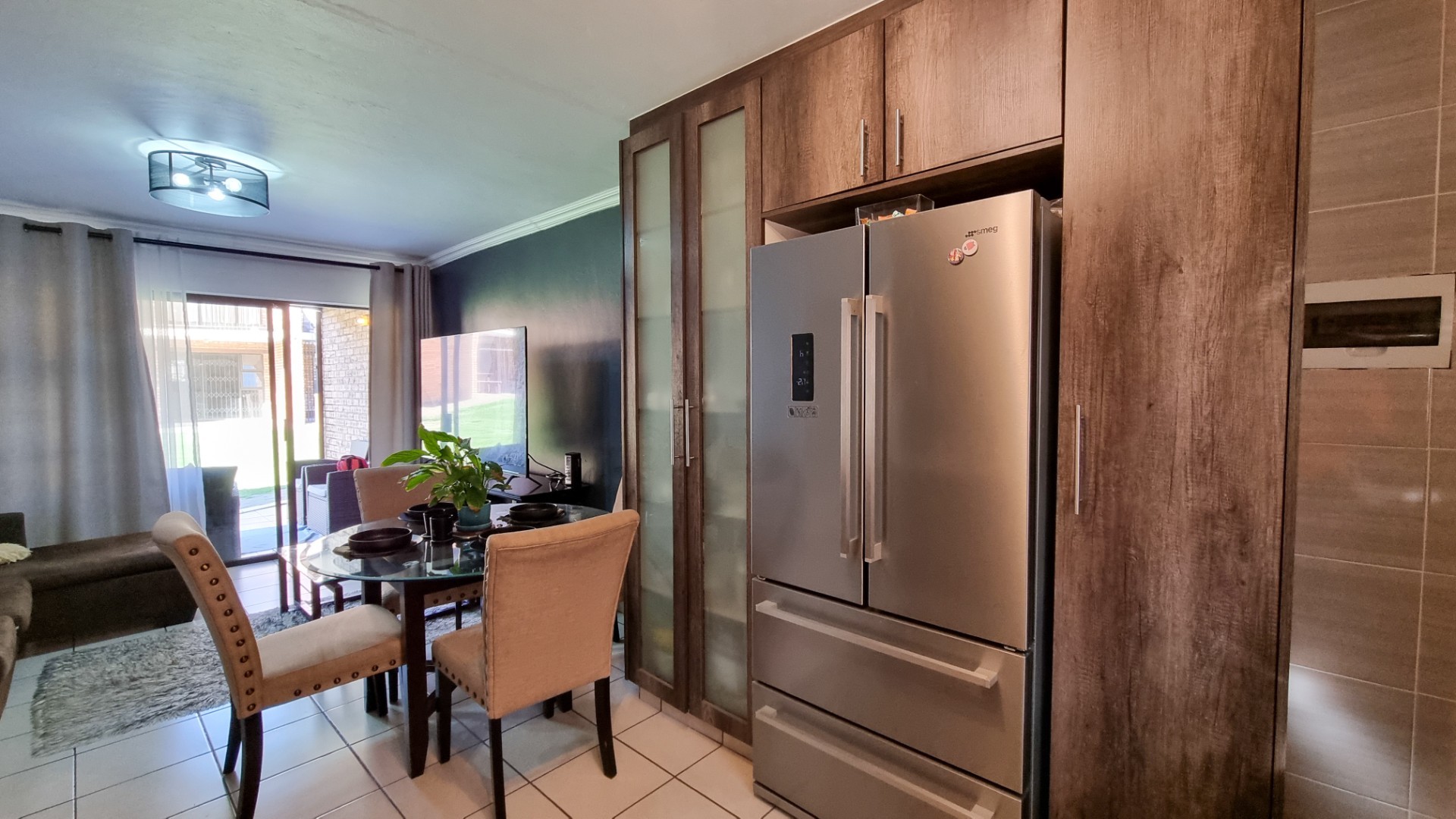 Modern 3-Bedroom Ground Floor Apartment in a Prime Location Witfield