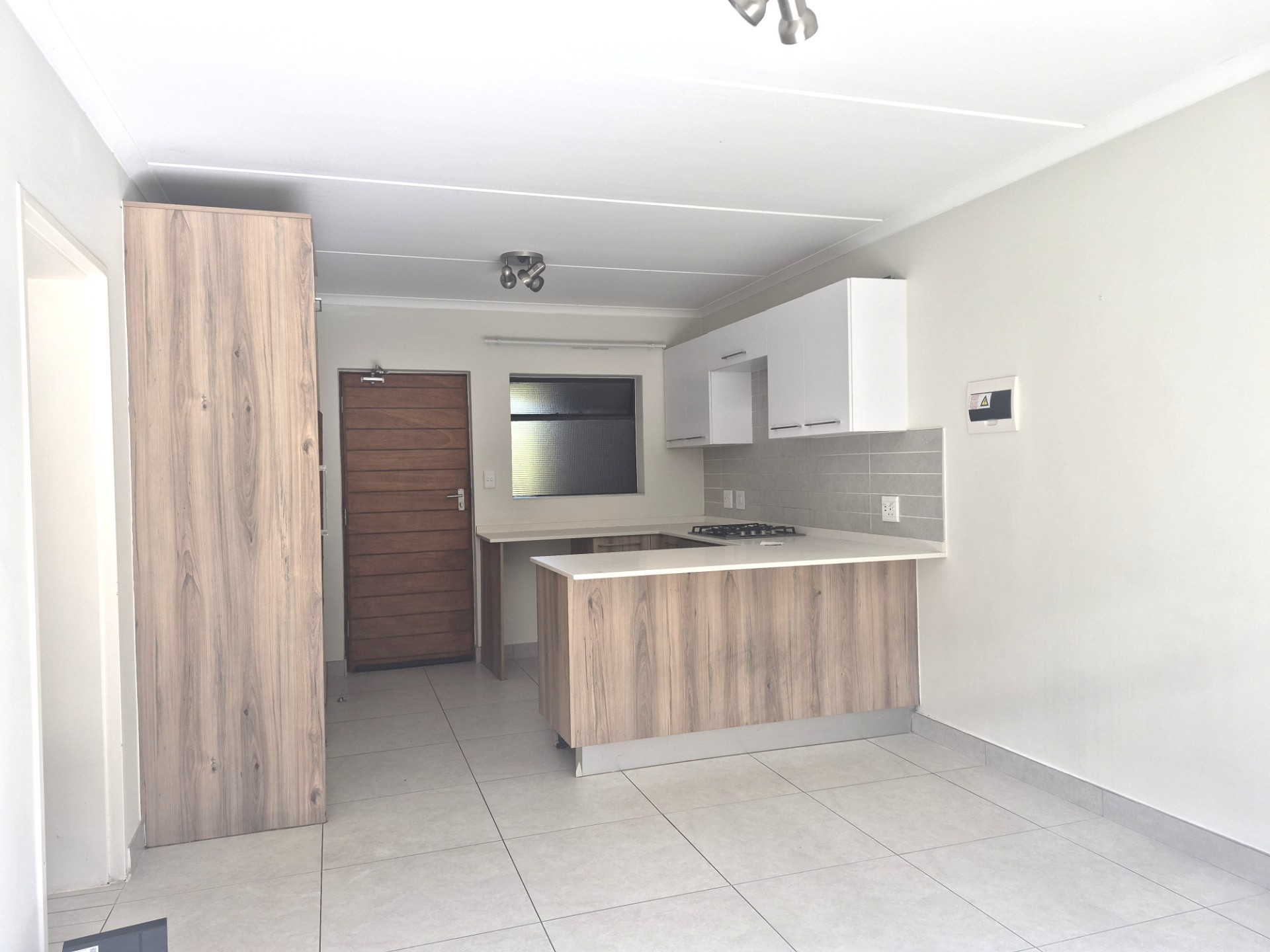 Modern Ground Floor Garden, Unit in Founders Hill