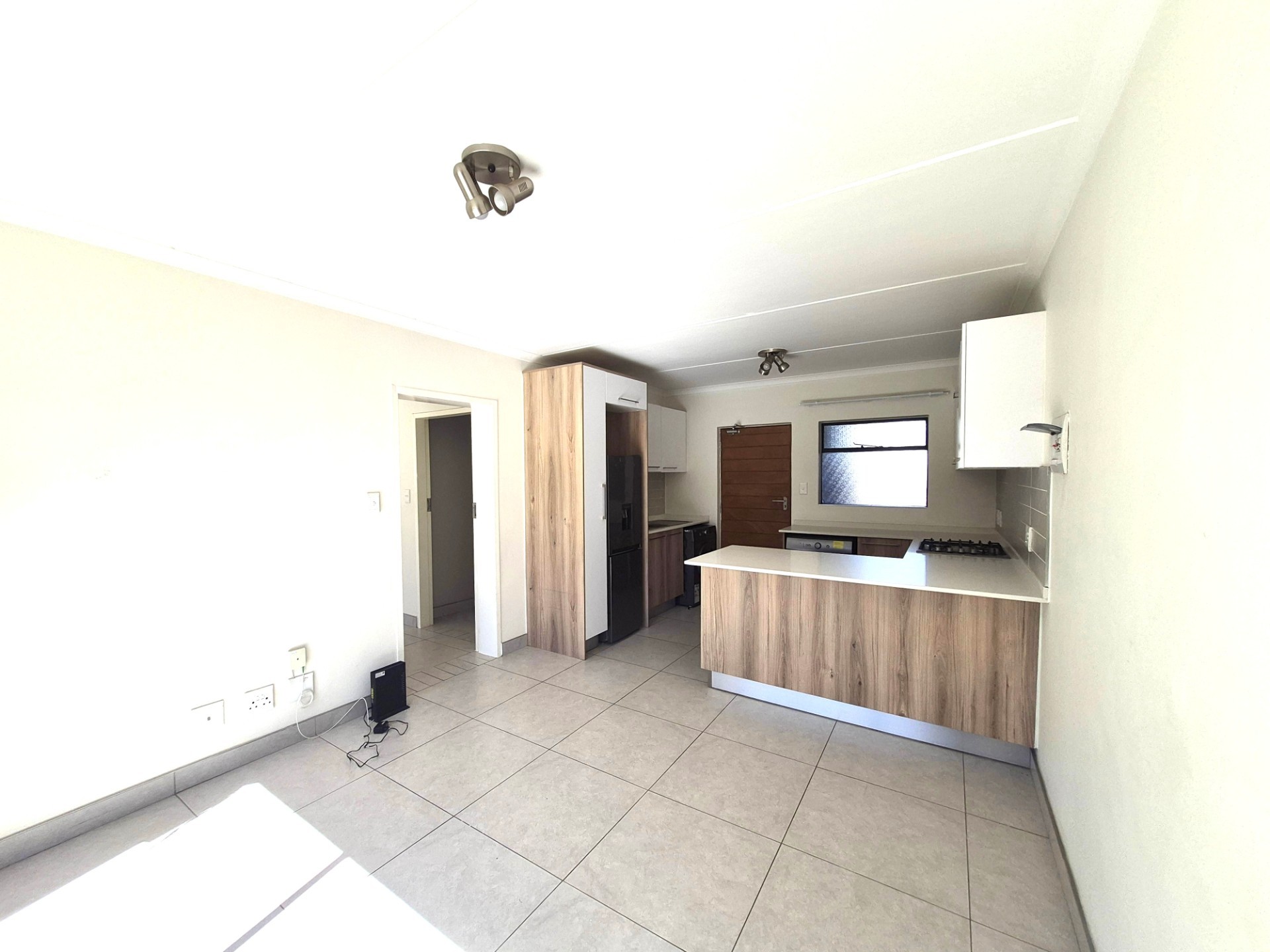 Modern Ground Floor Garden, Unit in Founders Hill