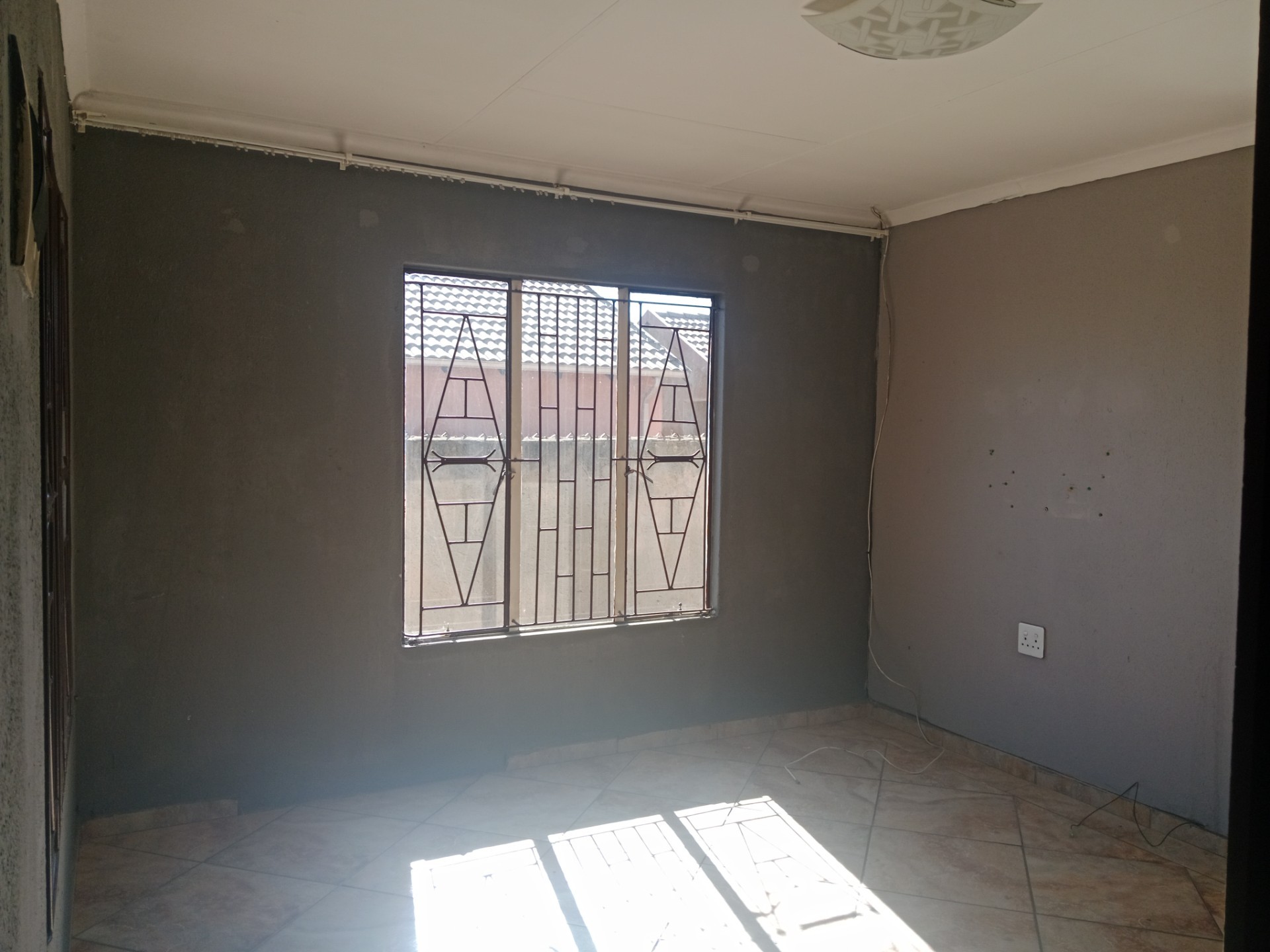 Affordable 2 Bedroom House To Rent in Soshanguve VV, Soshanguve