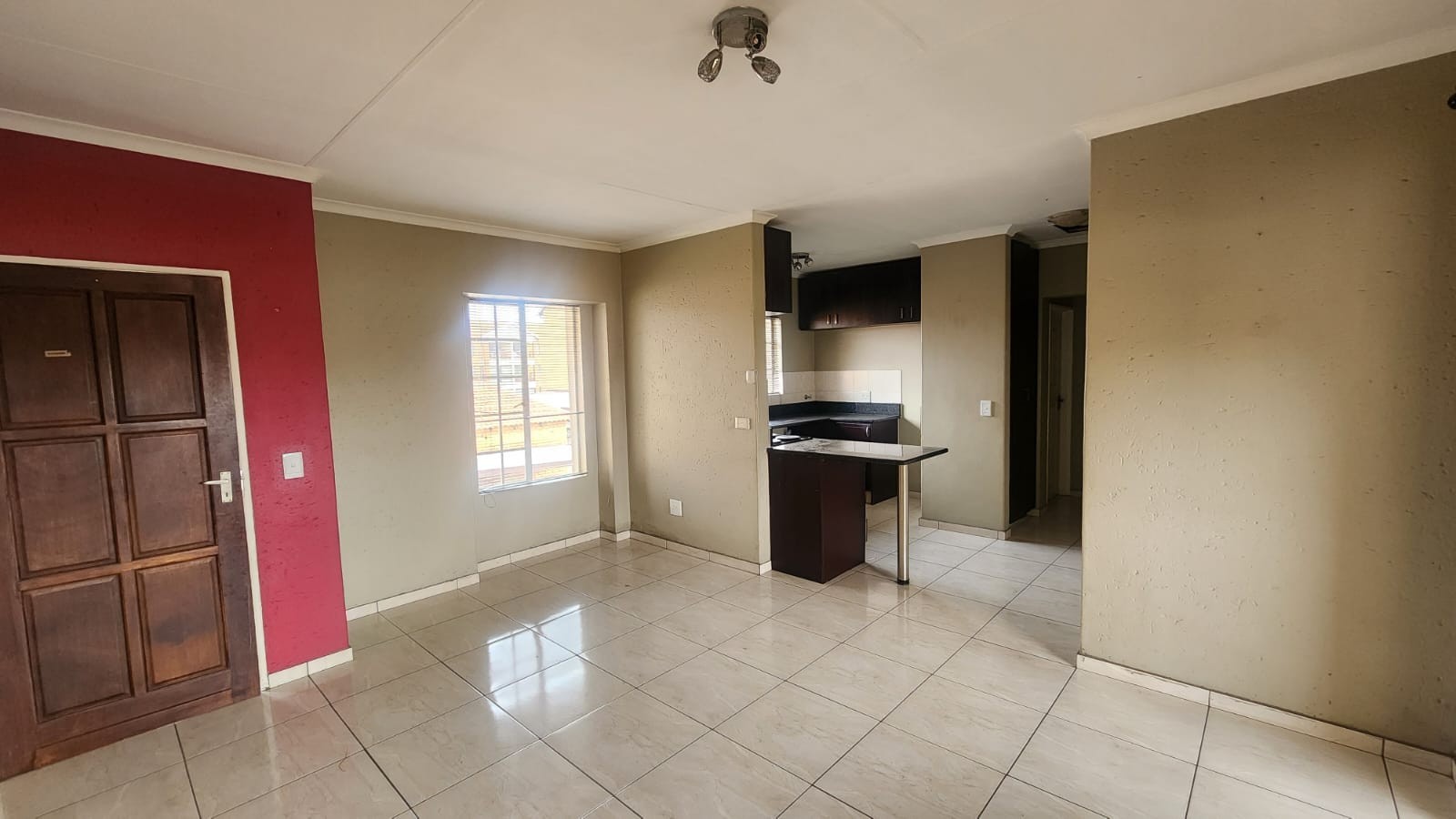 Stylish 2 Bedroom First Floor Apartment for Sale in Brentwood Park Benoni
